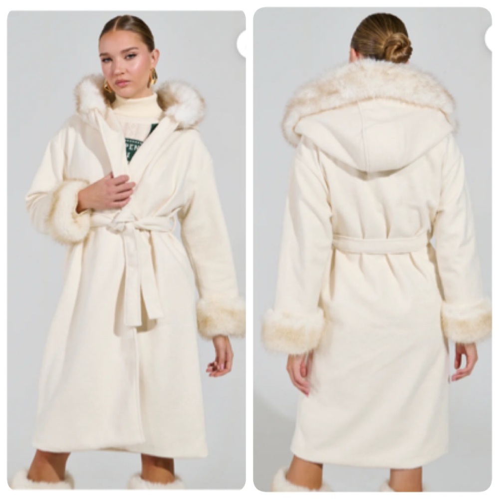 AKIRA Label Lila Fur Trim Coat, S